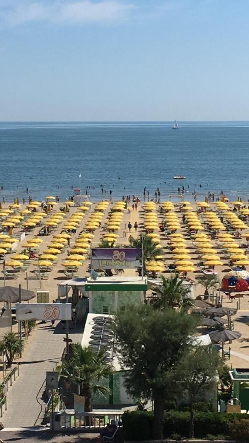 Appartamento Fronte Mare Rimini Eksteriør bilde